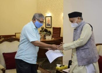 निष्पक्ष चौकशीसाठी हे सरकार बरखास्त करावे, विरोधकांची भूमिका बोटचेपी – ॲड. प्रकाश आंबेडकर