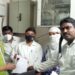 वीज मीटर कापून नेणाऱ्या महावितरण अधिकाऱ्यांचा सत्कार करुन ‘वंबआ’च्या वतीने  अनोखे आंदोलन