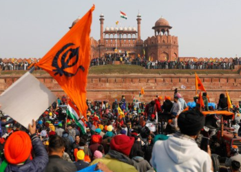 “राष्ट्रभक्त ठेकेदार” संघ परिवार आणि “शेतकऱ्यांचे आंदोलन”