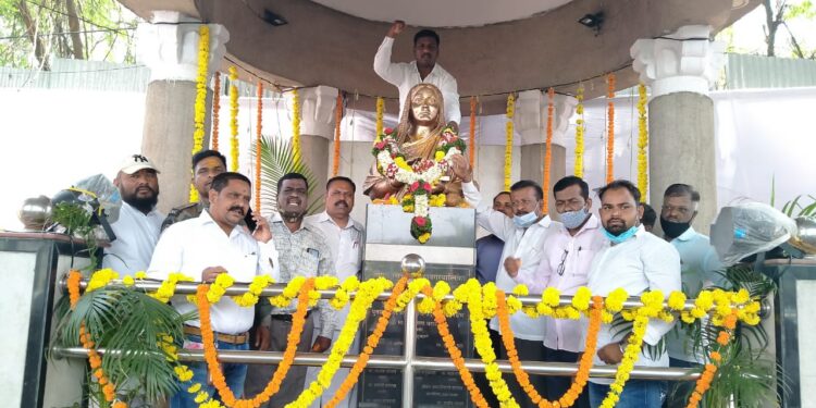 पिंपरी येथे पुण्यश्लोक अहिल्यादेवी होळकर जयंती साजरी