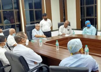 करोनाच्या संभाव्य तिसऱ्या लाटेपासुन बालकांना वाचविण्यासाठी ॲड बाळासाहेब आंबेडकर यांचा पुढाकार