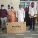 जि.प.कोव्हिड सेंटरमधील रुग्णांच्या करमणुकीसाठी एलईडी टिव्हीची भेट, व्यापारी नेते मनोहर पंजवाणींनी जोपासली सामाजिक बांधिलकी