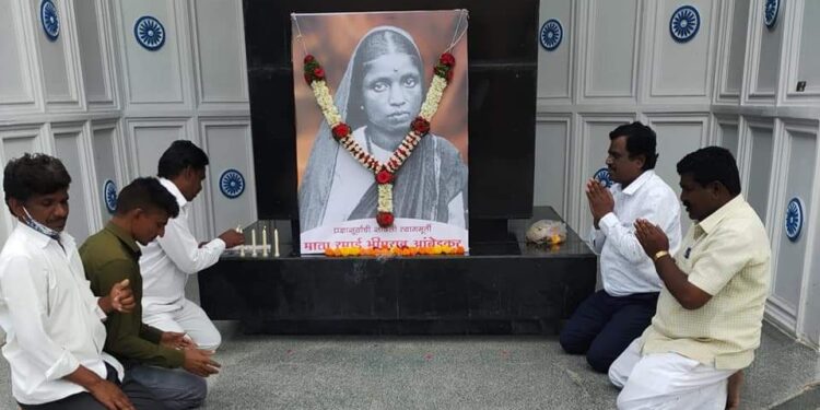 पिंपरी चिंचवड येथे माता रमाईंना अभिवादन