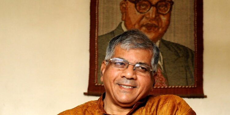 आंबेडकरी राजकारणाचा परिघ विस्तारला !