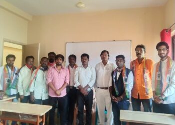 पलूस तालुक्यातील विविध पक्ष, संघटनांतील पदाधिकाऱ्यांचा वंबआ’त प्रवेश