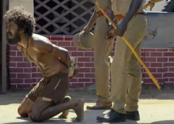 वो कत्ल भी करते है तो चर्चा नही होती