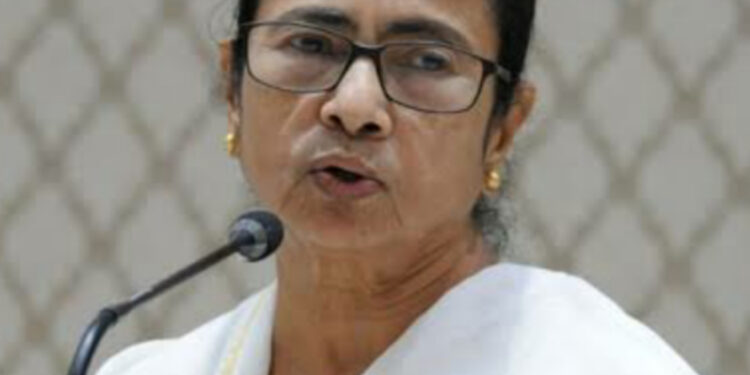 काँग्रेसमुक्त भारताच्या ममतांगणातील शरदाचे चांदणे.