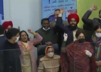 चंदीगड महानगरपालिकेत भाजप चा महापौर; एक मत बाद ठरवल्याने “आप”चा पराभव.