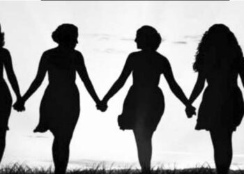 ‘महिला दिन’ साजरा करतांना…