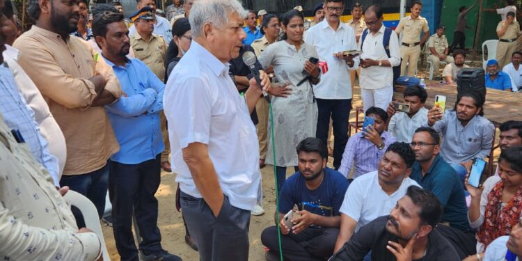 बार्टीच्या लढ्याला यश ; बाळासाहेब आंबेडकरांच्या घोषणेनंतर राज्य सरकार बॅकफूटवर !