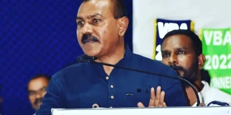 अकोला लैंगिक अत्याचार प्रकरणातील दोषींवर कारवाई करा, अन्यथा  पोलीस अधीक्षक कार्यालयावर मोर्चा काढणार – राजेंद्र पातोडे