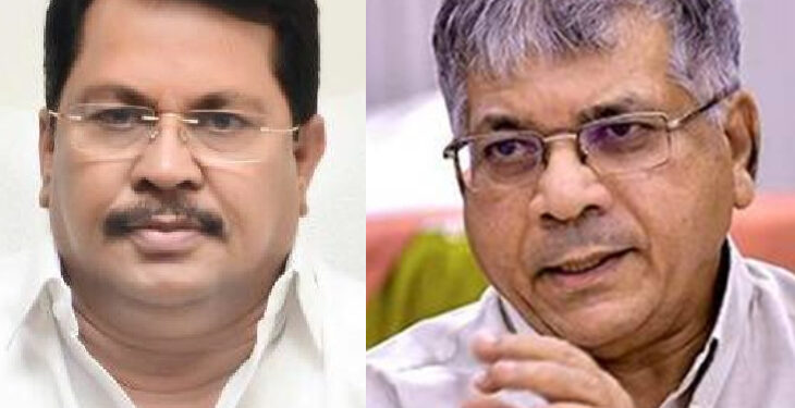 वडेट्टीवार बिनडोक माणूस:  ॲड. प्रकाश आंबेडकरांची टीका !