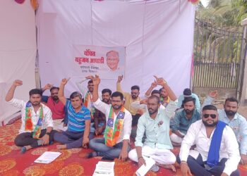 पलूस तालुका कृषी अधिकाऱ्याला निलंबीत करण्याची ‘वंचित’ ची मागणी.