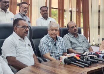 जरांगे पाटील यांनी राजकीय भूमिका घ्यावी – ॲड प्रकाश आंबेडकर