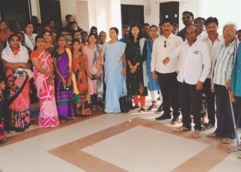 वंचितांच्या हक्काची लढाई जिंकण्यासाठी महिला संगठन मजबूत करा.