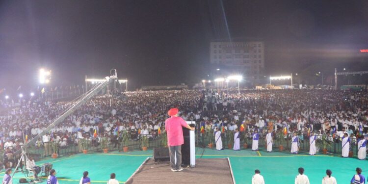 आपले अधिकार शाबूत ठेवण्याची ही लढाई