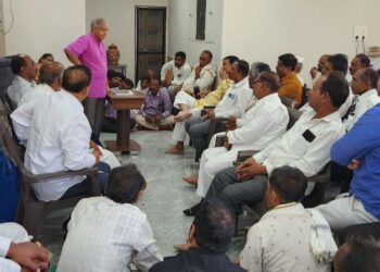 अकोल्यातील धनगर बांधव ॲड. आंबेडकरांच्या भेटीला !