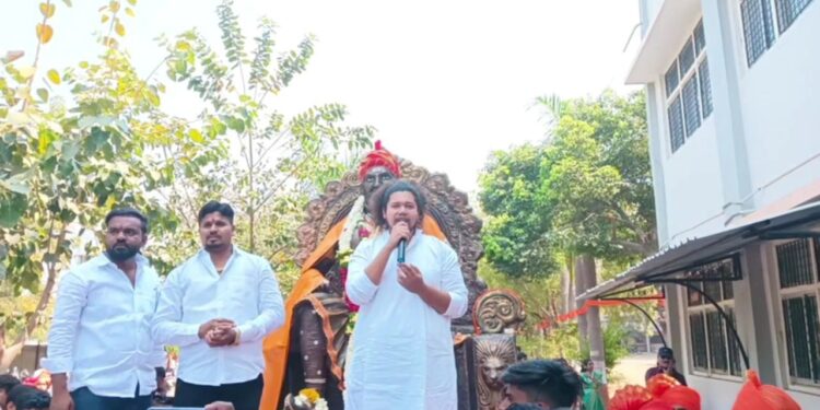 एल. आर. टी कॉलेजमध्ये शिवजयंती उत्सव