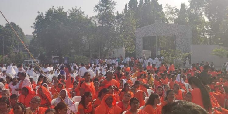 अकोल्यात सामूहिक संविधान पठणाचा कार्यक्रम पार पडला