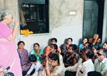 बाळापूर येथील कॉर्नर बैठकीत प्रा. अंजलीताई आंबेडकरांनी केले मार्गदर्शन