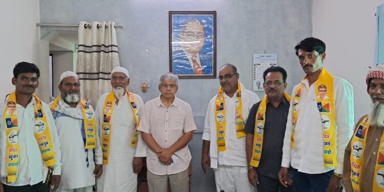 काँग्रेसच्या नेत्यांचा वंचितमध्ये प्रवेश