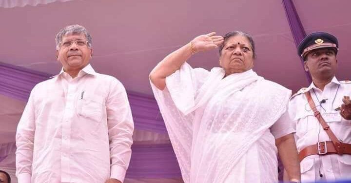 ..अन् मीरातीईंनी प्रकाश आंबेडकरांना समाजासाठी ‘दान’ केले