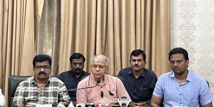 नामांतराच्या वेळेसारखी परिस्थिती निर्माण झाली