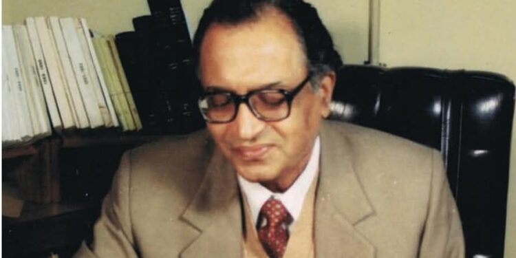 सिद्धार्थ कॉलेजमुळेच मी सुप्रीम कोर्टात जज होऊ शकलो !