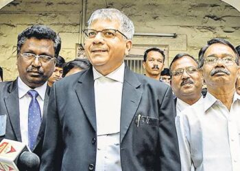 ॲड. प्रकाश आंबेडकरांच्या याचिकेची उच्च न्यायालयाकडून गंभीर दखल !