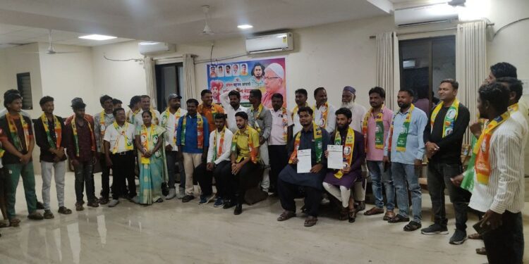 Parbhani : मुस्लिम युवकांचा वंचित बहुजन आघाडीत प्रवेश!