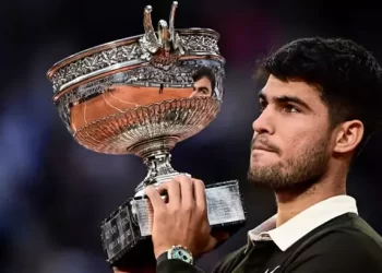 स्पेनचा कार्लोस अल्कराज फ्रेंच ओपनचा विजेता ; ग्रँड स्लॅम स्पर्धेत सलग दुसऱ्यांदा विजेतेपद