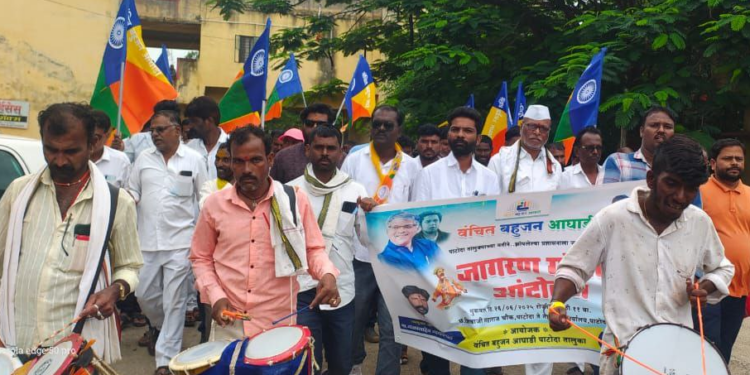 Beed : पाटोद्यात वंचित बहुजन आघाडीचे जागरण गोंधळ आंदोलन; प्रशासनाकडे ९ प्रमुख मागण्या सादर