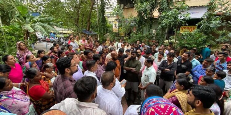 मारहाणीतून रिक्षाचालकाची आत्महत्या; वंचित बहुजन आघाडीच्या आंदोलनानंतर गुन्हा दाखल