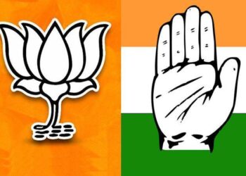 गडकरी, फडणवीसांच्या नागपुरात  चक्क भाजपची काँग्रेससोबत युती