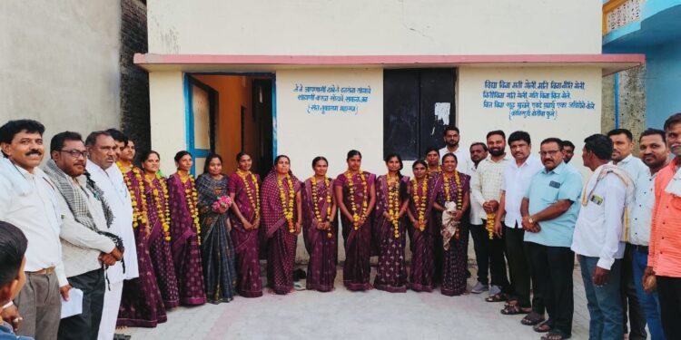 समता महिला शेतकरी गटाने मिळवले आमिर खान यांच्या पाणी फाउंडेशनचे बक्षीस,  वंचितने केला सत्कार