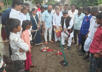 धारजणीमध्ये वंचित बहुजन आघाडीच्या हस्ते तीन सीसी रस्त्यांचे भूमिपूजन; गाव शाखेचे उद्घाटन आणि सदस्य नोंदणीला उत्स्फूर्त प्रतिसाद!