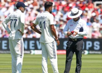 IND vs ENG: लॉर्ड्सवरील चेंडू बदल वाद चिघळला; भारताची आयसीसीकडे तक्रार, पंचांच्या भूमिकेवर गंभीर प्रश्न