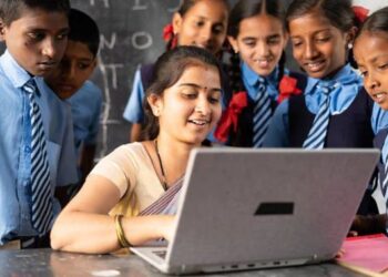 आमदार-खासदार मंत्री झाले की सर्वज्ञच बनतात!