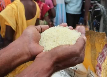 कारंजामध्ये रेशन धान्याच्या काळाबाजाराचा पर्दाफाश; ७ लाखांचा मुद्देमाल जप्त