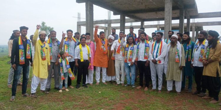 शेकडो मुस्लिम युवकांचा वंचित बहुजन आघाडीत प्रवेश: जिंतूरमध्ये पक्षप्रवेश सोहळा