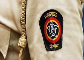 नोकरीच्या आमिषाने २ तरुणींची ३० लाखांची फसवणूक; गुन्हा दाखल