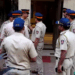 मुंबई विमानतळावर बॉम्बच्या अफवेने खळबळ: पोलिसांकडून कसून चौकशी सुरू