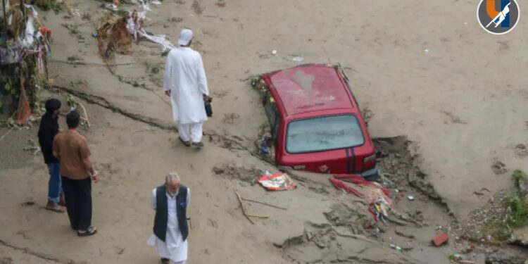 जम्मू-काश्मीर: रियासी जिल्ह्यात भूस्खलनाने ७ जणांचा बळी; पूर आणि भूस्खलनामुळे जनजीवन विस्कळीत