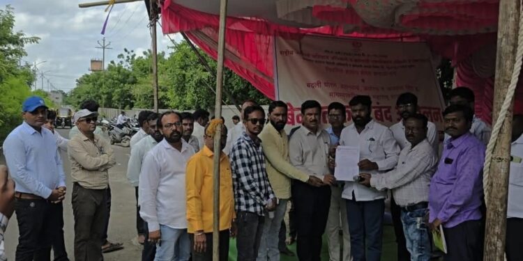 हिंगोलीत वंचित बहुजन आघाडीचा एनएचएम आंदोलनाला पाठिंबा!