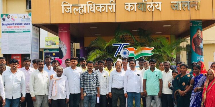 पाटोदा साठवण तलावातील पुनर्वसन घोटाळ्याप्रकरणी वंचित बहुजन आघाडीचे आंदोलन