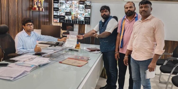 हिंगोली जिल्ह्यात अतिवृष्टीमुळे शेतकऱ्यांचे मोठे नुकसान पंचनामे लवकर करा; वंचितचे  जिल्हाधिकाऱ्यांना निवेदन