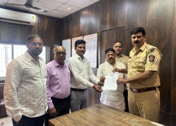 त. बुद्धांचा अपमान करणारे सावरकर लिखित संन्यस्त खड्ग नाटक दाखवू नये; वंचित बहुजन आघाडीची मागणी!