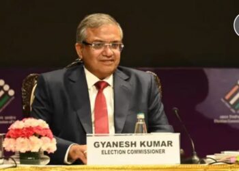 तुमच्या आया- बहिणींचं सीसीटीव्ही फुटेज बाहेर देने कितपत योग्य आहे? ही कसली भाषा आहे?
