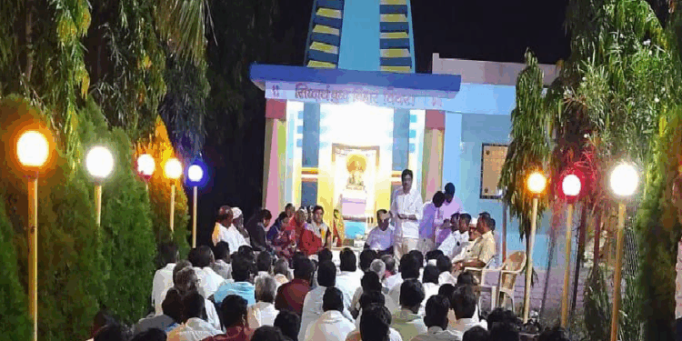 अकोल्यात आगामी जिल्हा परिषद आणि पंचायत समिती निवडणुका जिंकण्यासाठी कार्यकर्त्यांची बैठक