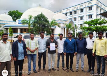 राज्य सरकारच्या हमीअभावी अनुसूचित जातीसाठी केंद्राचा निधी रखडला; वंचित बहुजन युवक आघाडीचे महात्मा फुले महामंडळ कार्यालयास निवेदन